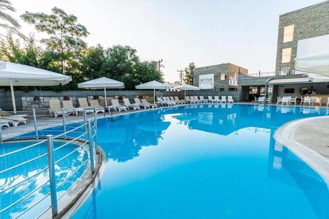 Sunhill Hotel Bodrum Екстериор снимка
